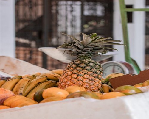 Fresh fruits and vegetables in a local Colombian market
